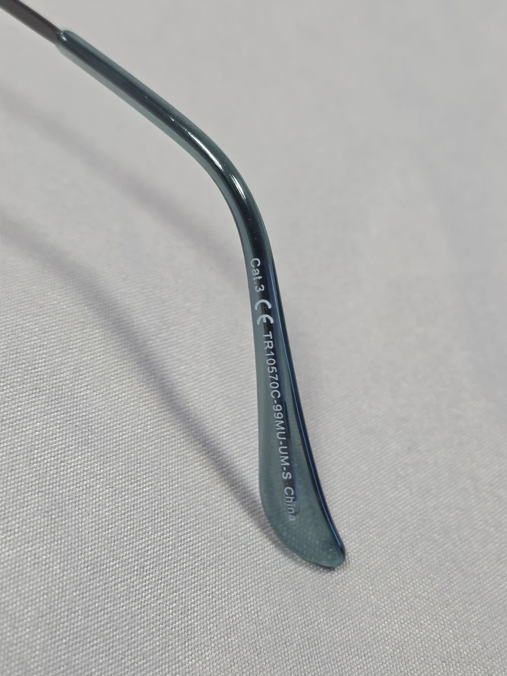 True Religion Sunglasses 100% UV Protection Wite Frame